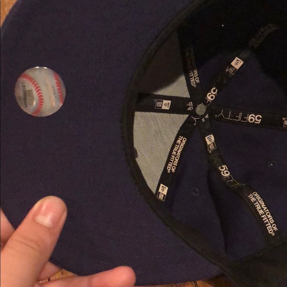 Hat - Picture 3 of 5